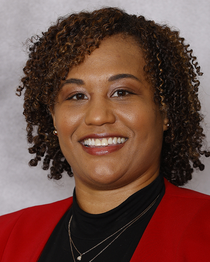 Amanda Knight